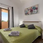 Re By Istrialux Villa *