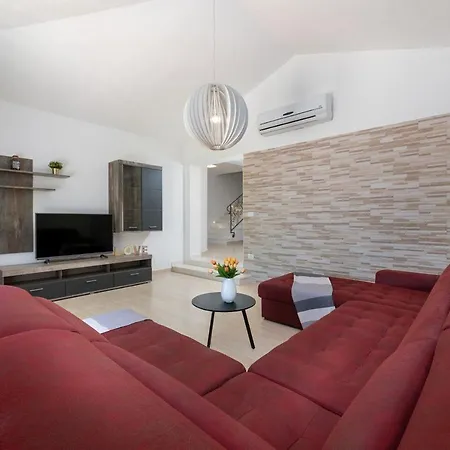 Re By Istrialux Villa Svetvinčenat